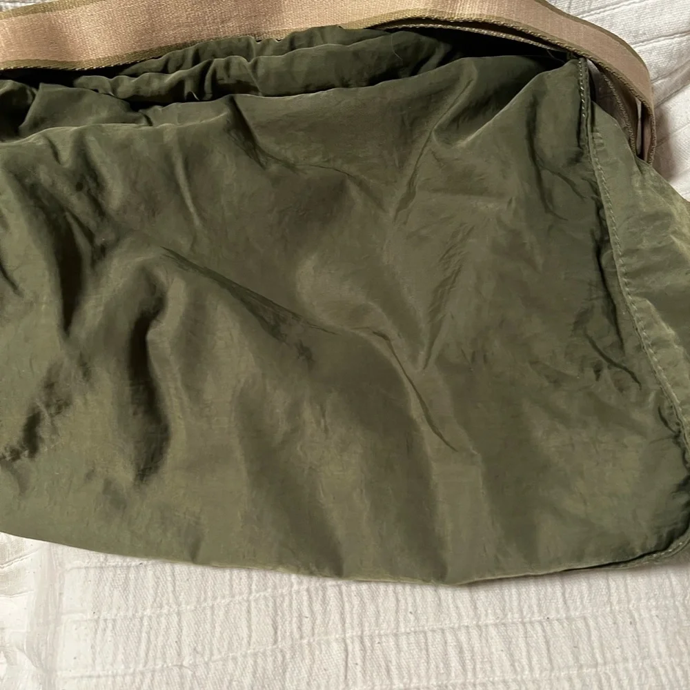 Rotunda Olive Green Bag with Orange Strap - Picture 2 of 5